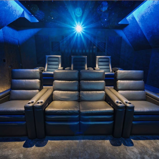 FUTURE-AUTOMATION—NGC-SYSTEMS—UK-SHOWROOM—CINEMA—(1)